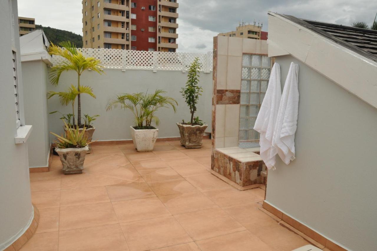 Beach Penthouse A25 Sandcastles Ocho Rios Buitenkant foto